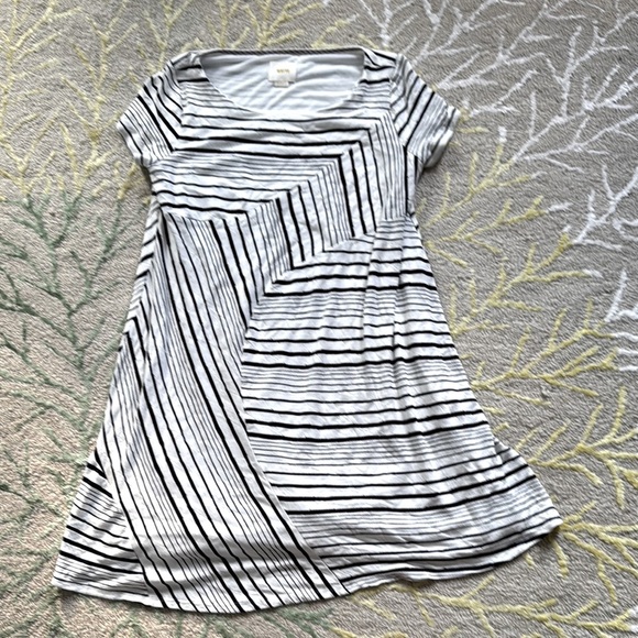 Maeve asymmetrical striped a line, soft lined dress medium - Picture 1 of 6